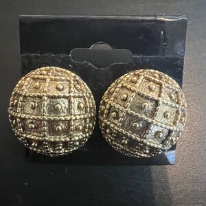 Gold Textured Round Earrings